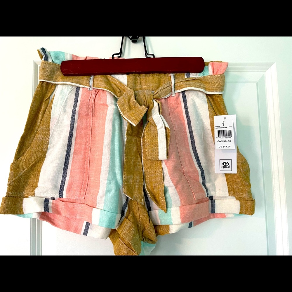 New with tags, Womens Small, Rip Curl, sunsetters strip shorts, - Picture 4 of 5